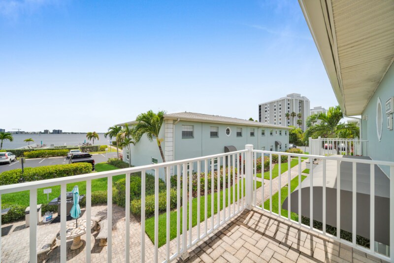 Building Photo - 3338 N Key Dr