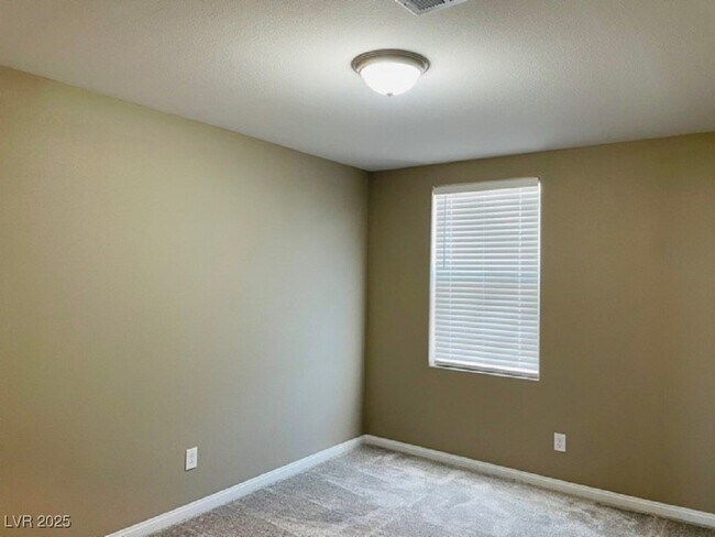 Building Photo - 7030 Toll Mountain St