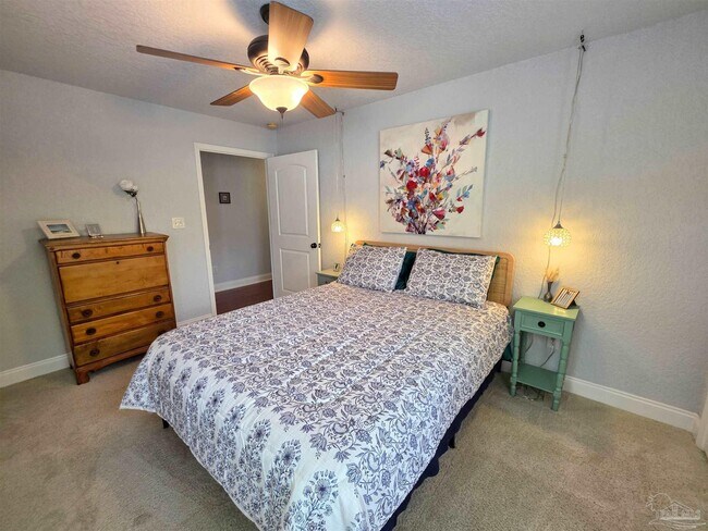 Building Photo - 949 Osprey Ct