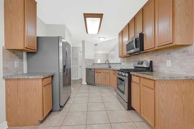 Building Photo - 7442 Colony Bend Ln