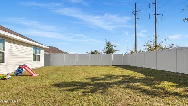 Building Photo - 6592 Slabinski Ln