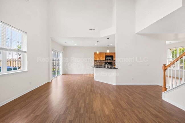 Building Photo - 17320 Brightstone Ct
