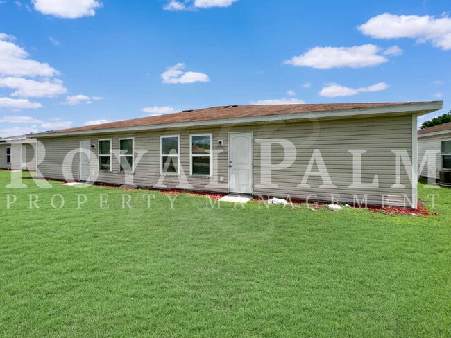 Building Photo - 4BR/2BA in Vistanna Villas – Gated Community, Pool, Lawn Care Included | Apply by 12/15 for $500 ...