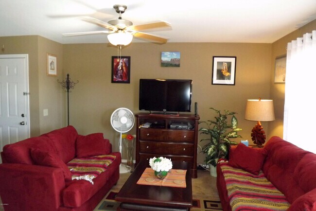 Building Photo - 16657 E Gunsight Dr