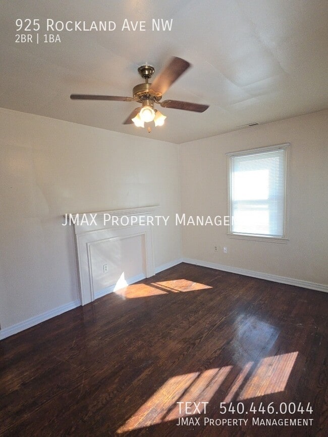 Building Photo - 925 Rockland Ave NW