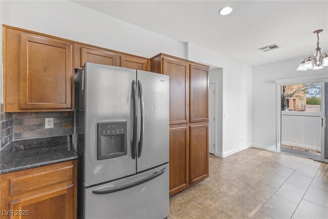 Building Photo - 8124 Lake Geneva Ct