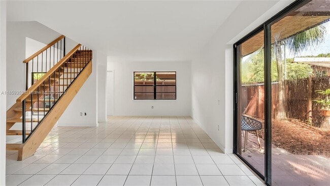 Building Photo - 7123 SW 115th Pl