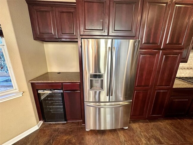 Building Photo - 3713 Broadwinged Hawk Cove