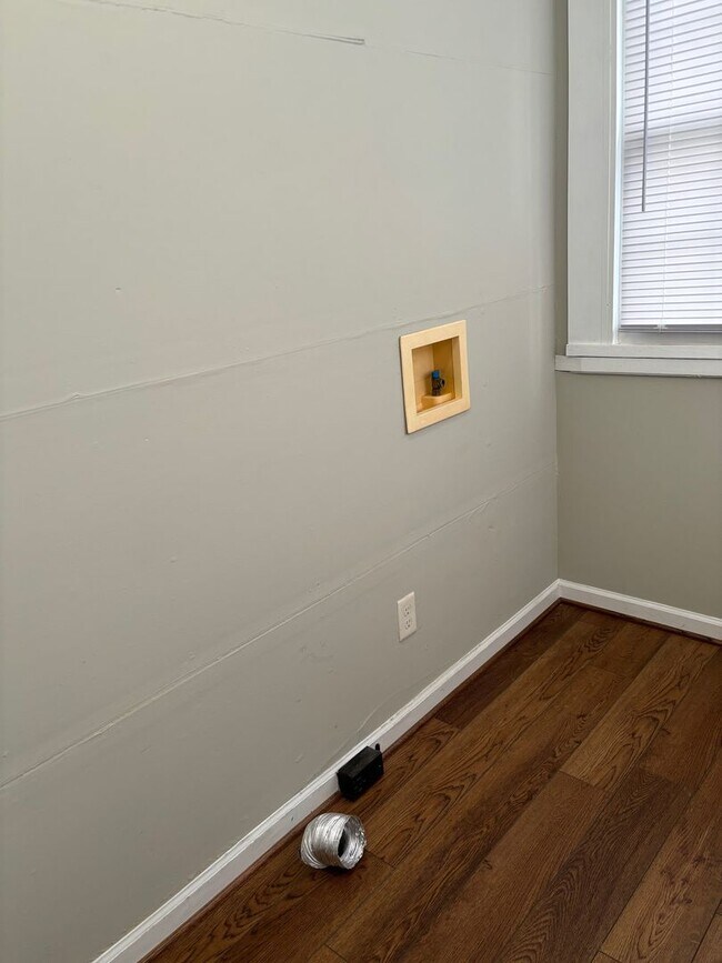 Building Photo - 3 BED, 2 BATH HOME LOCATED IN RAMSEUR