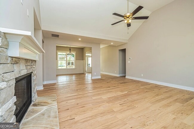 Building Photo - 65 Oakhurst Trail