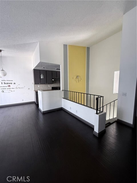 Building Photo - 24316 Sylvan Glen Rd