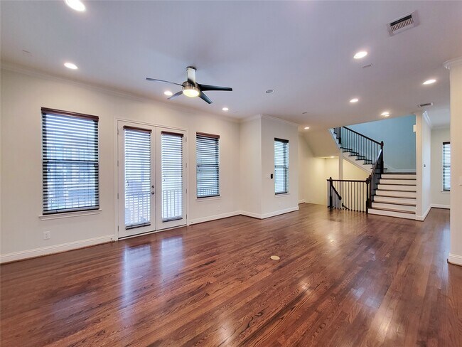 Building Photo - 5520 Kiam St