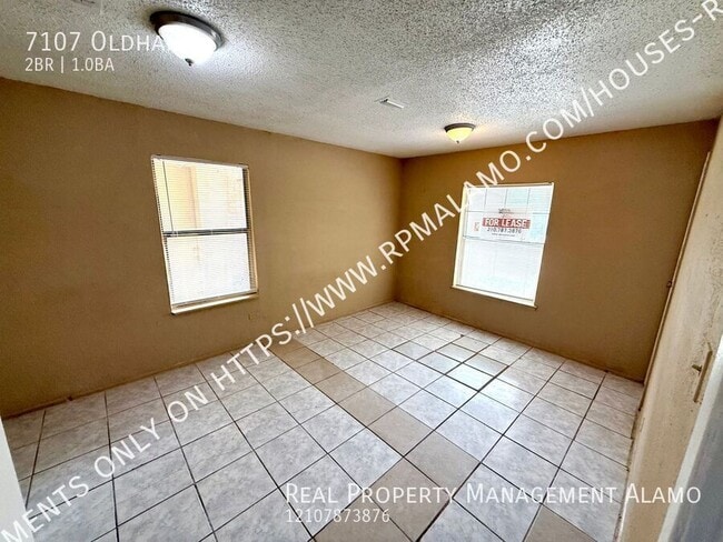Building Photo - 7107 Oldham-