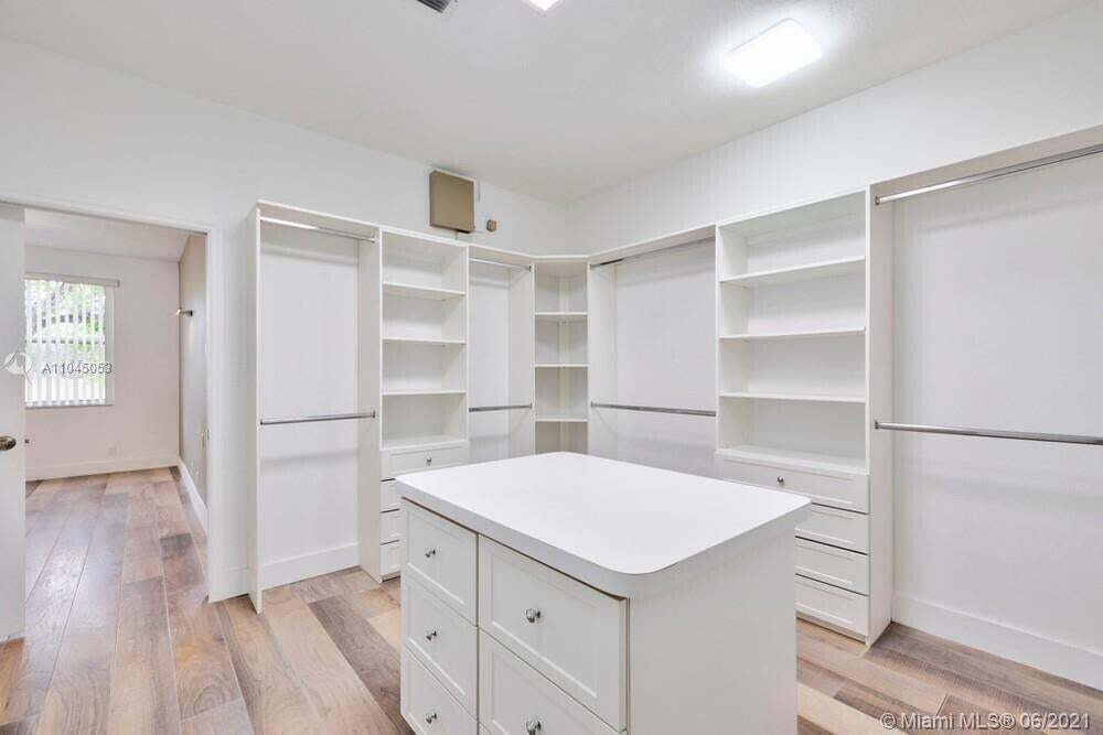 Building Photo - 12375 NW 10th Dr