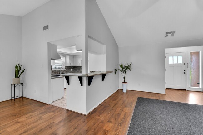 Building Photo - 11110 Sagecountry Dr