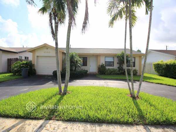 Building Photo - 4580 NW 113th Terrace