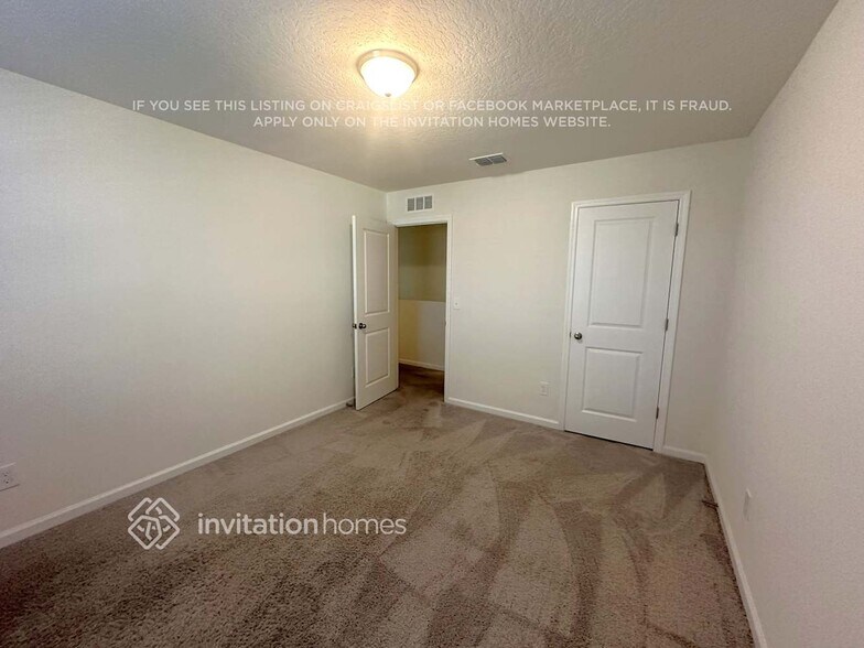 Building Photo - 1080 Cades Cv Wy