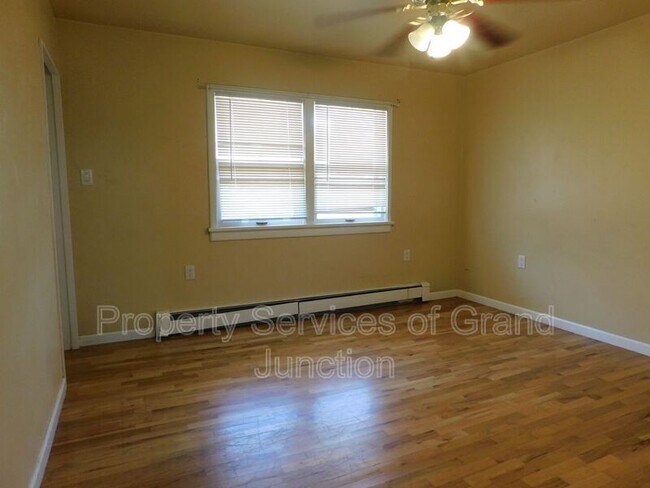 Building Photo - 1340 Orchard Ave