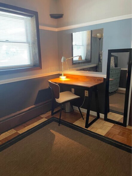 Building Photo - 16 Bonticou View Dr