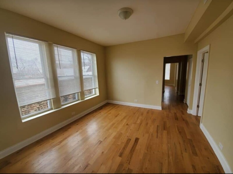 Building Photo - 6507 S Ingleside Ave