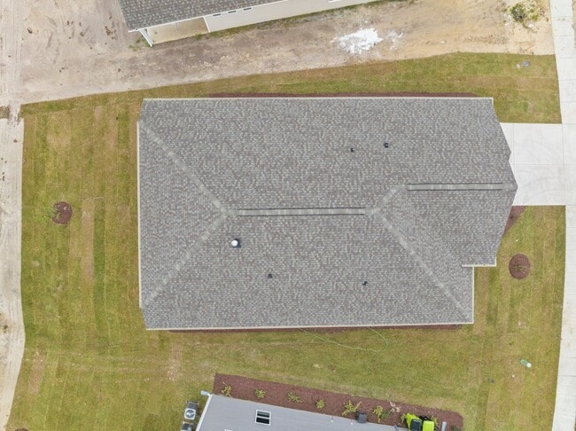 Building Photo - 3 Bedroom Home in WATERSIDE!