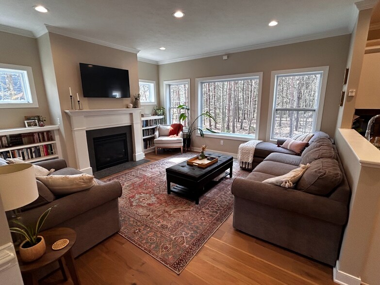 Living Room - 6527 Sanctuary Trl