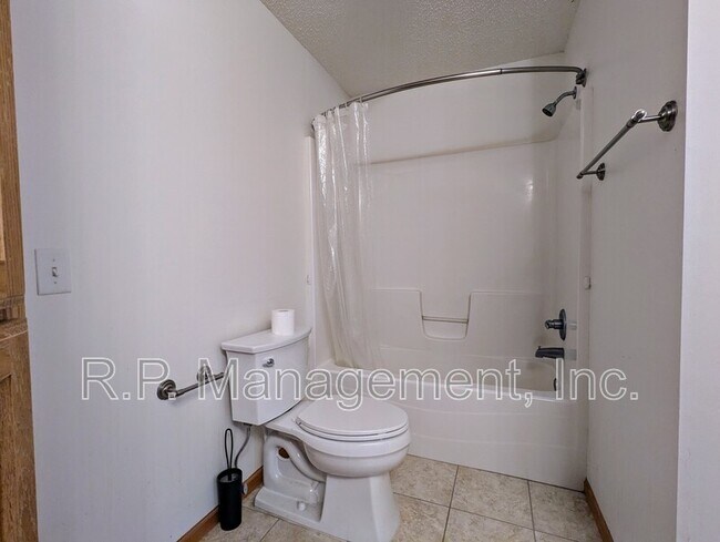 Building Photo - 14891 Generation Ave N