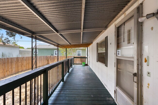 Building Photo - 16240 San Pedro Ave