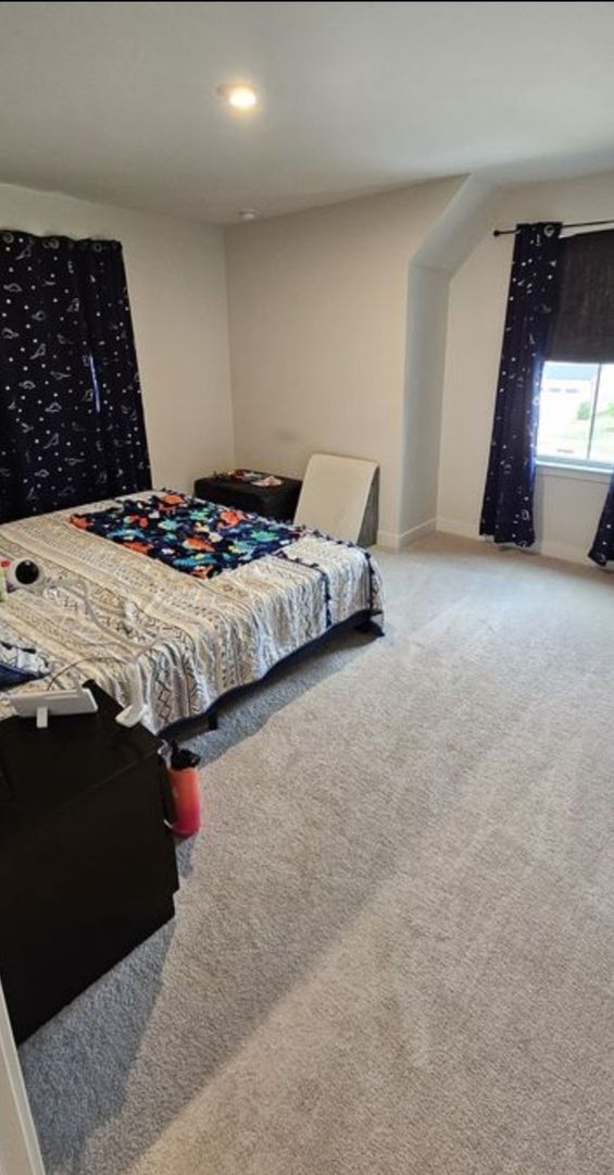 Building Photo - 7017 Old Evergreen Pkwy