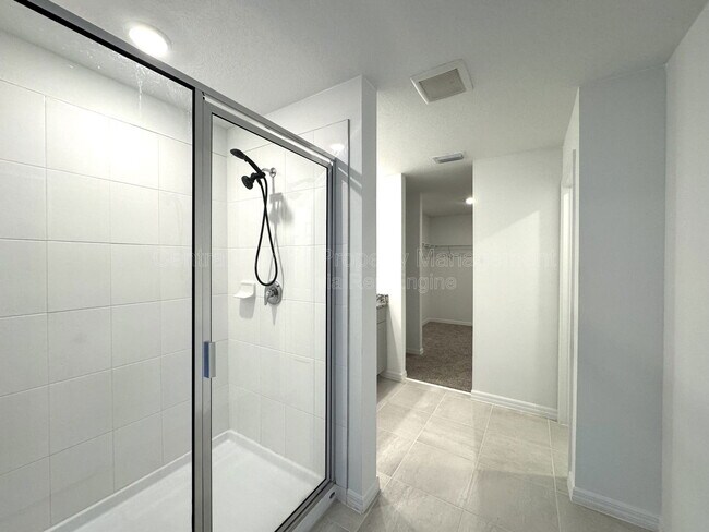 Building Photo - 2958 Sunstar Dr