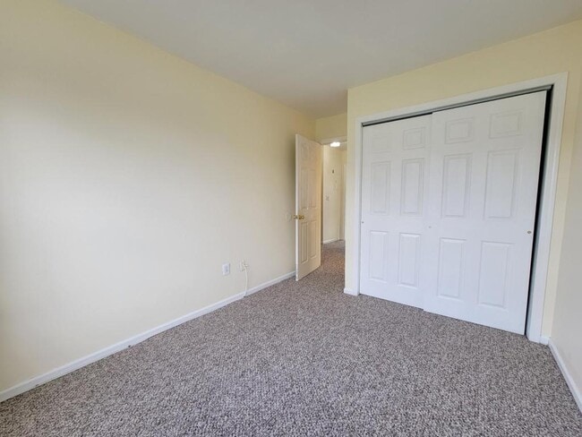 Building Photo - 1 Jodhpur Ct