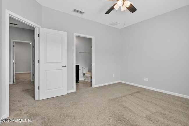 Building Photo - 64 Pindo Palm Dr