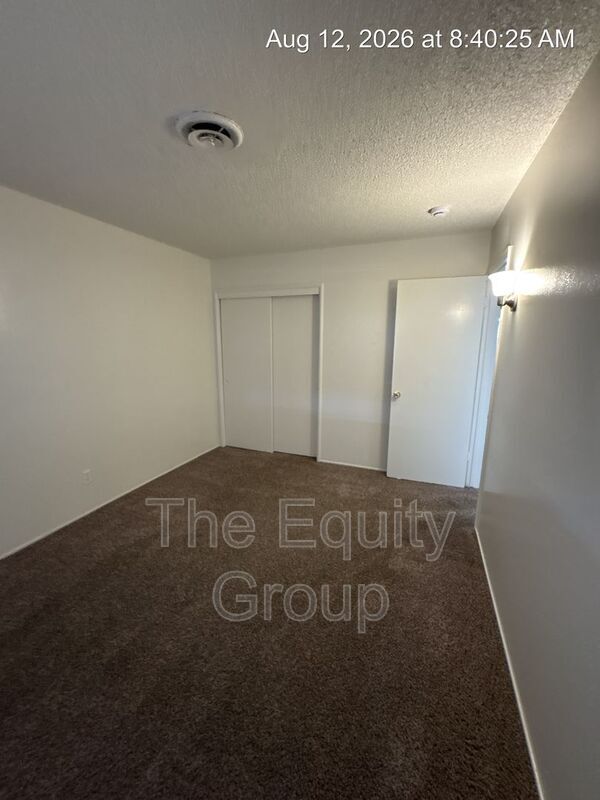 Building Photo - 801 S Conyer St