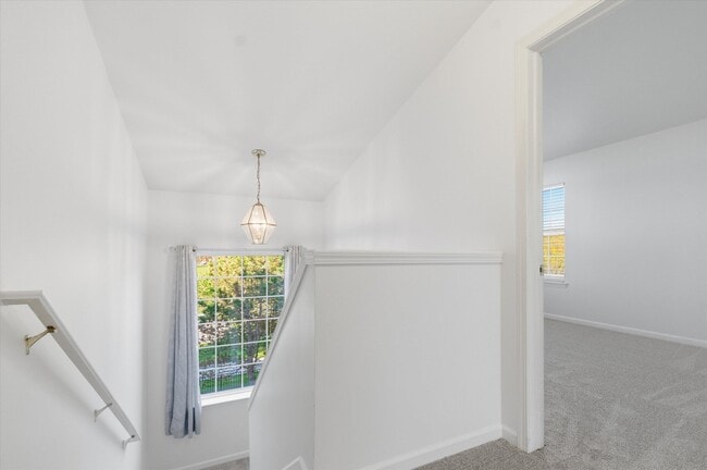 Building Photo - 6342 Trumpeter Ln