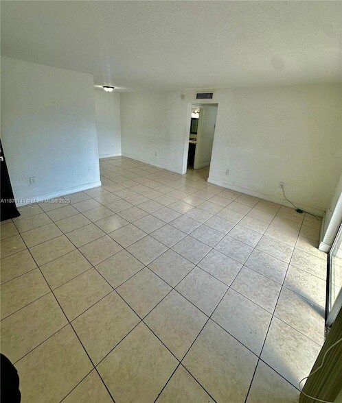 Building Photo - 8475 SW 94th St
