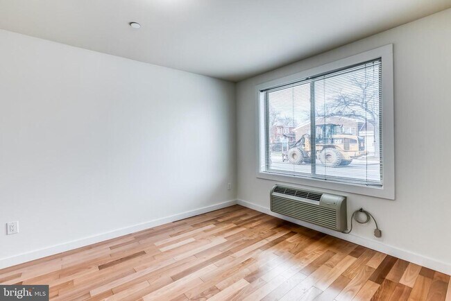 Building Photo - 4122 Haverford Ave