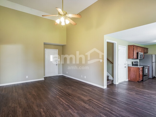 Building Photo - 3494 Sandpiper Dr