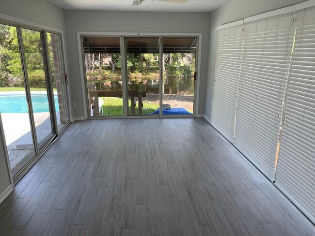 Building Photo - 65 Waterbridge Pl
