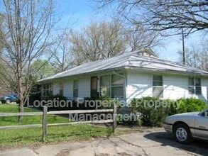 Building Photo - 1824 Missouri St
