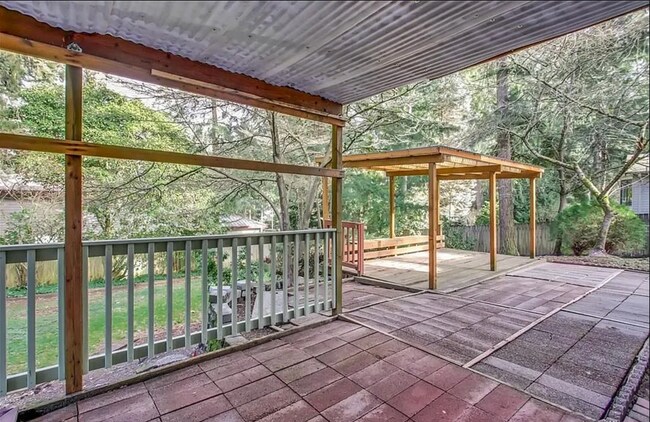 Building Photo - Spacious 5BR Home in Wild Tree – Ideal for Multi-Generational Living!