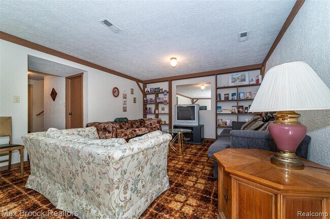 Building Photo - 862 Yorktown Ct