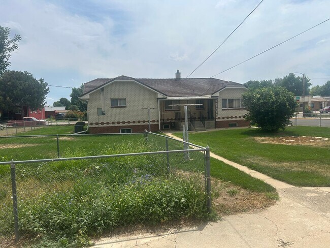 Building Photo - 3 Bedroom Home in Frederick - Available Now!