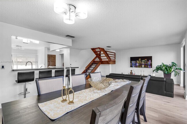 Building Photo - 9931 Costa Del Sol Blvd
