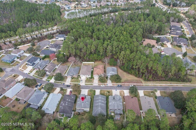 Building Photo - 129 Thornloe Dr