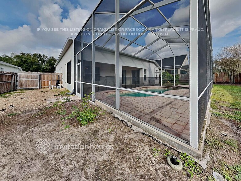 Building Photo - 17011 Falconridge Rd