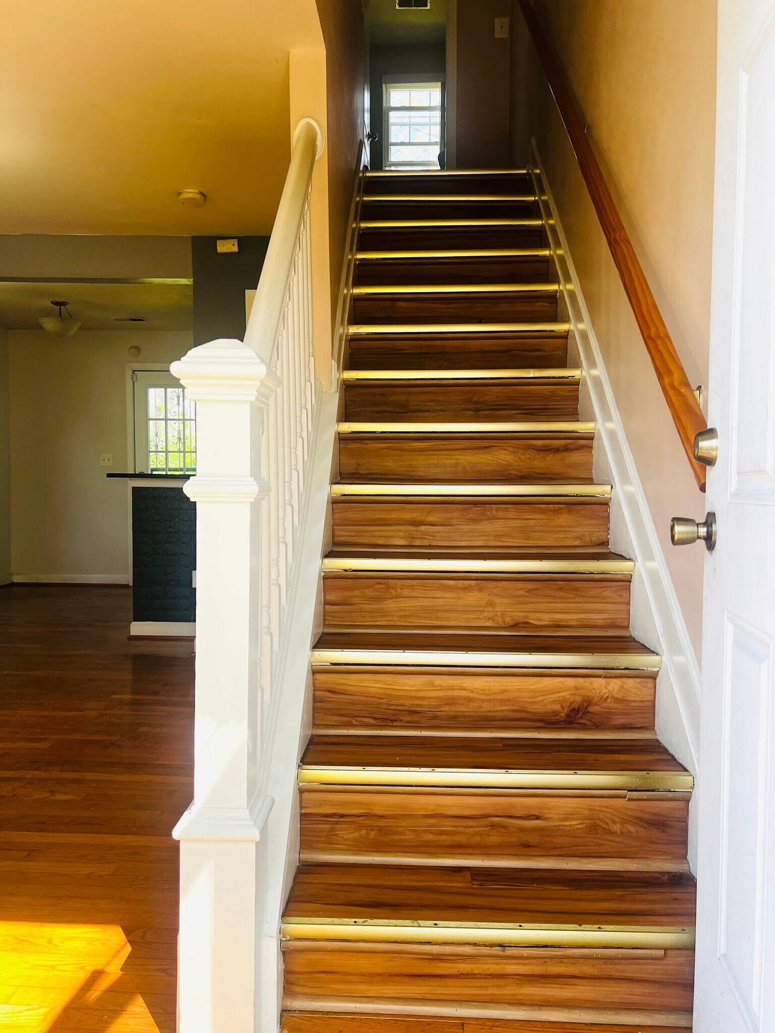 Building Photo - 6900 Hawthorne St