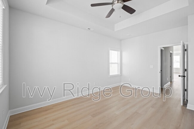 Building Photo - 2538 Lydia Ave