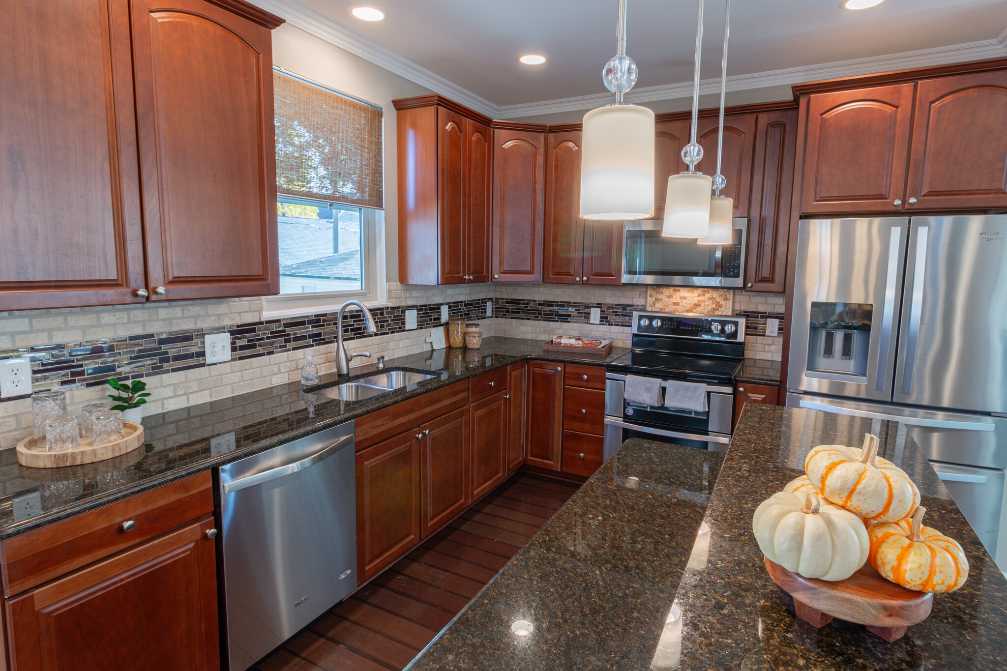 Building Photo - 3334 Cummings Ave