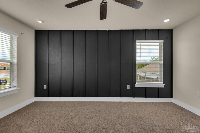 Building Photo - 5865 Danbury Blvd