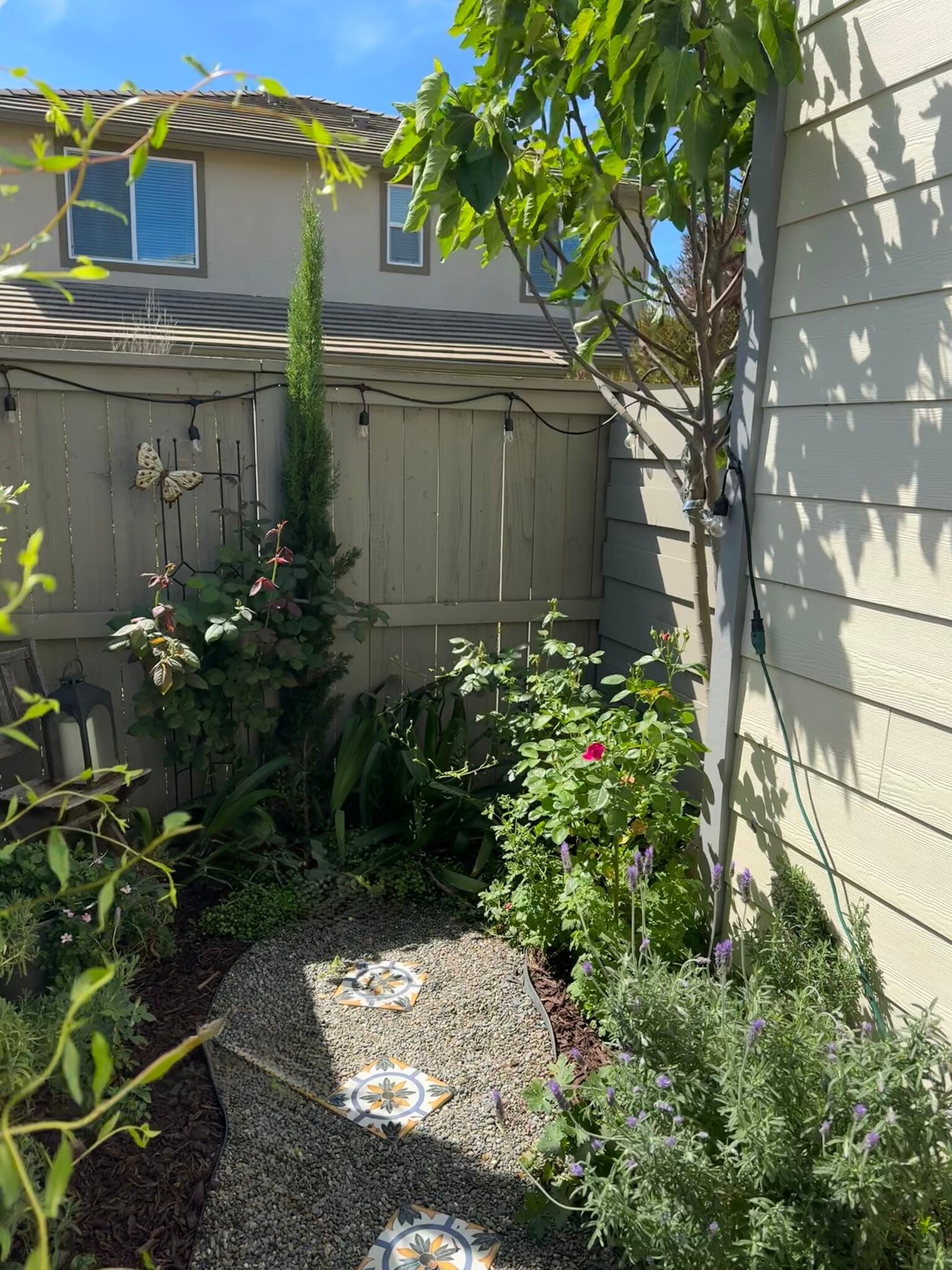 Building Photo - 2216 1/2 Motta St